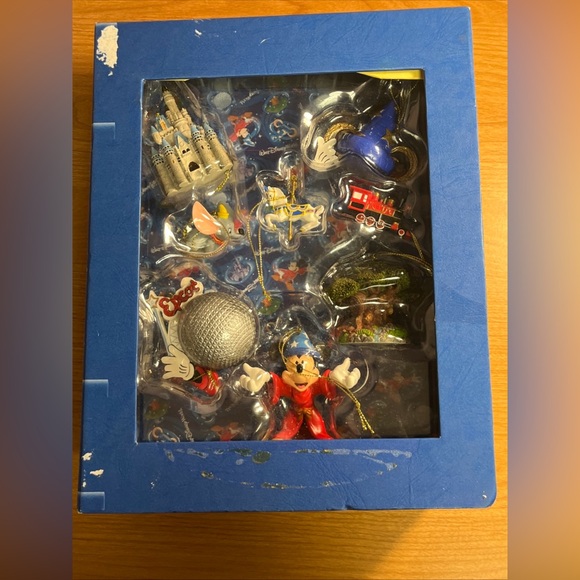 Walt Disney World FOUR PARKS ONE WORLD Storybook Ornaments Set Of 8 RARE